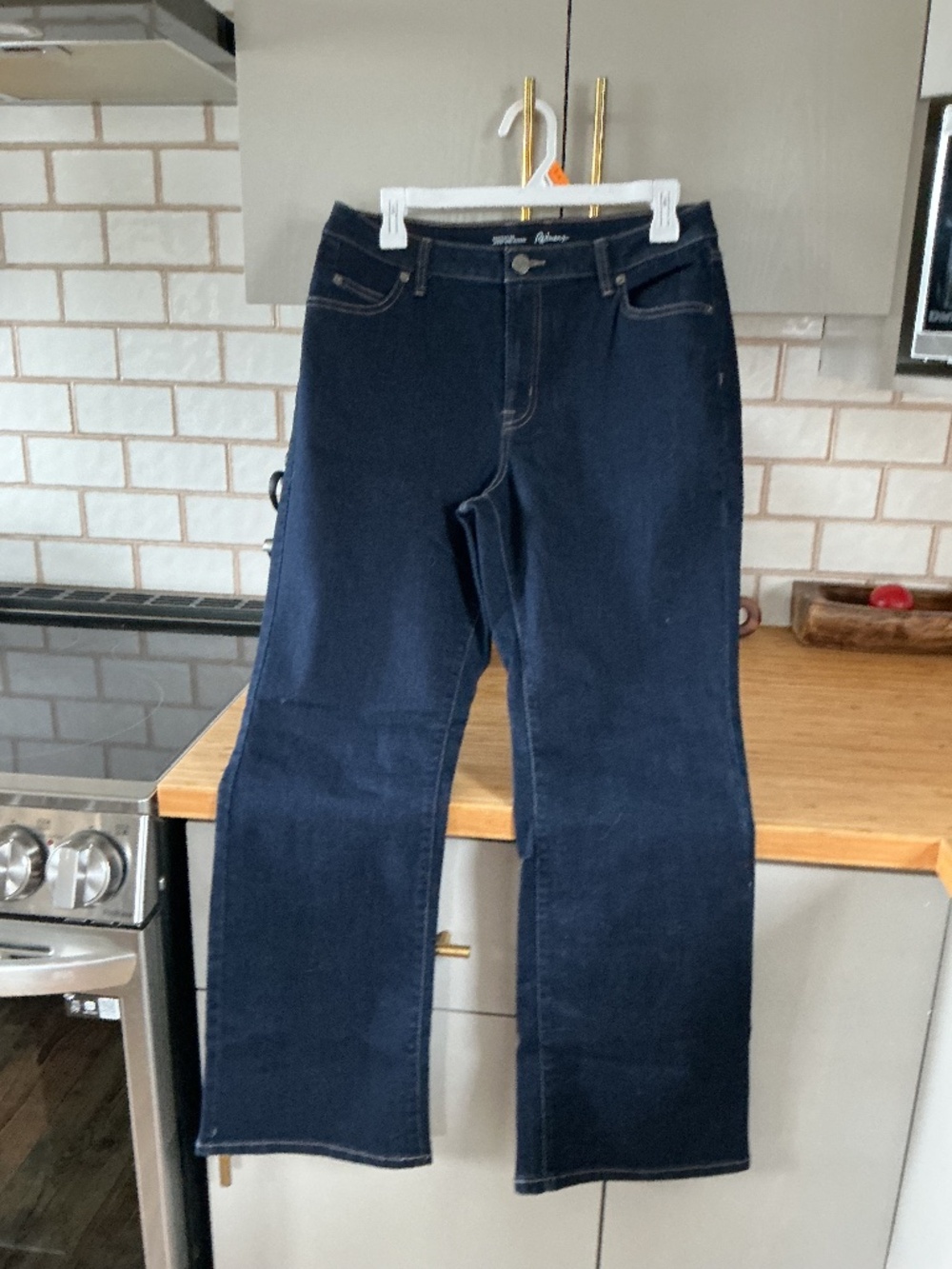Boot cut jeans